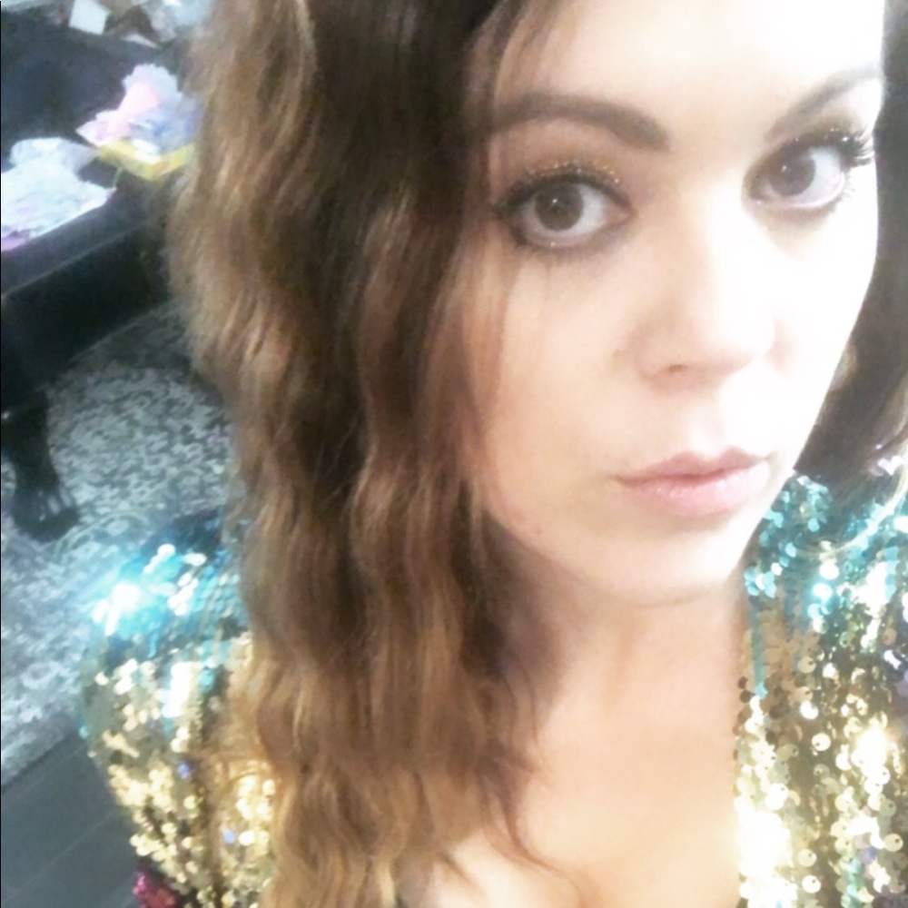 Meet your Posher, Sara